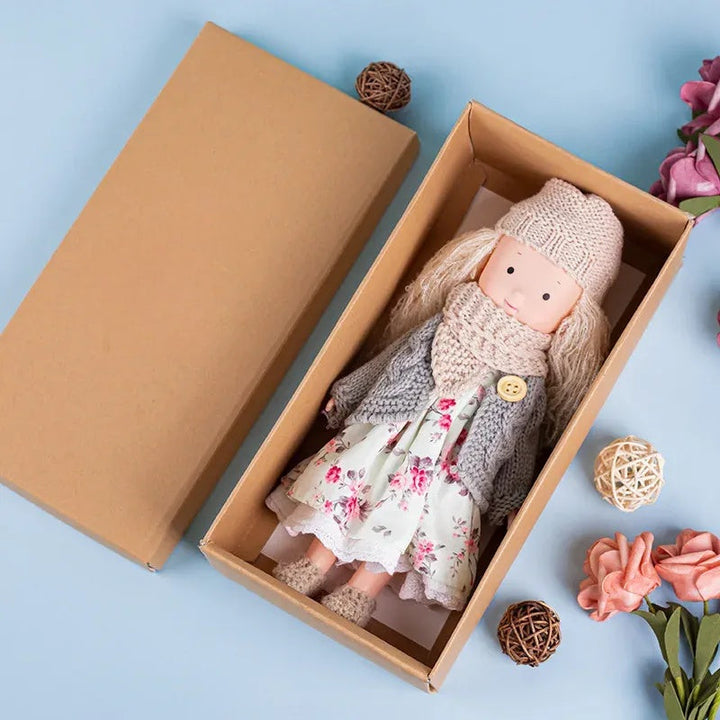 CuddlyCharm | Plys-påklædningsdukke med tilbehør gavesæt 12