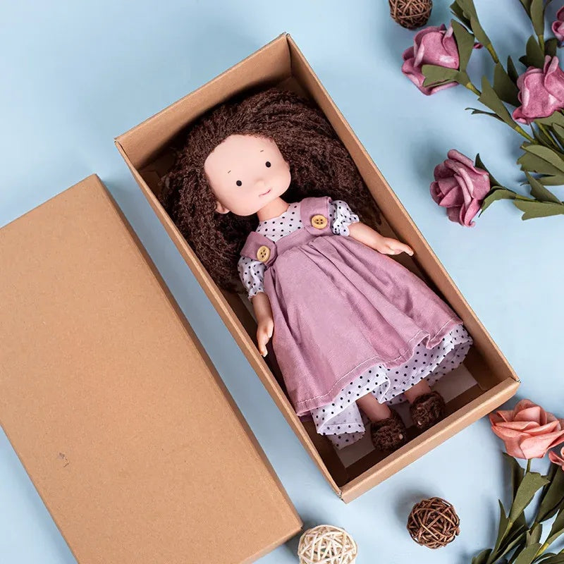 CuddlyCharm | Plys-påklædningsdukke med tilbehør gavesæt 4