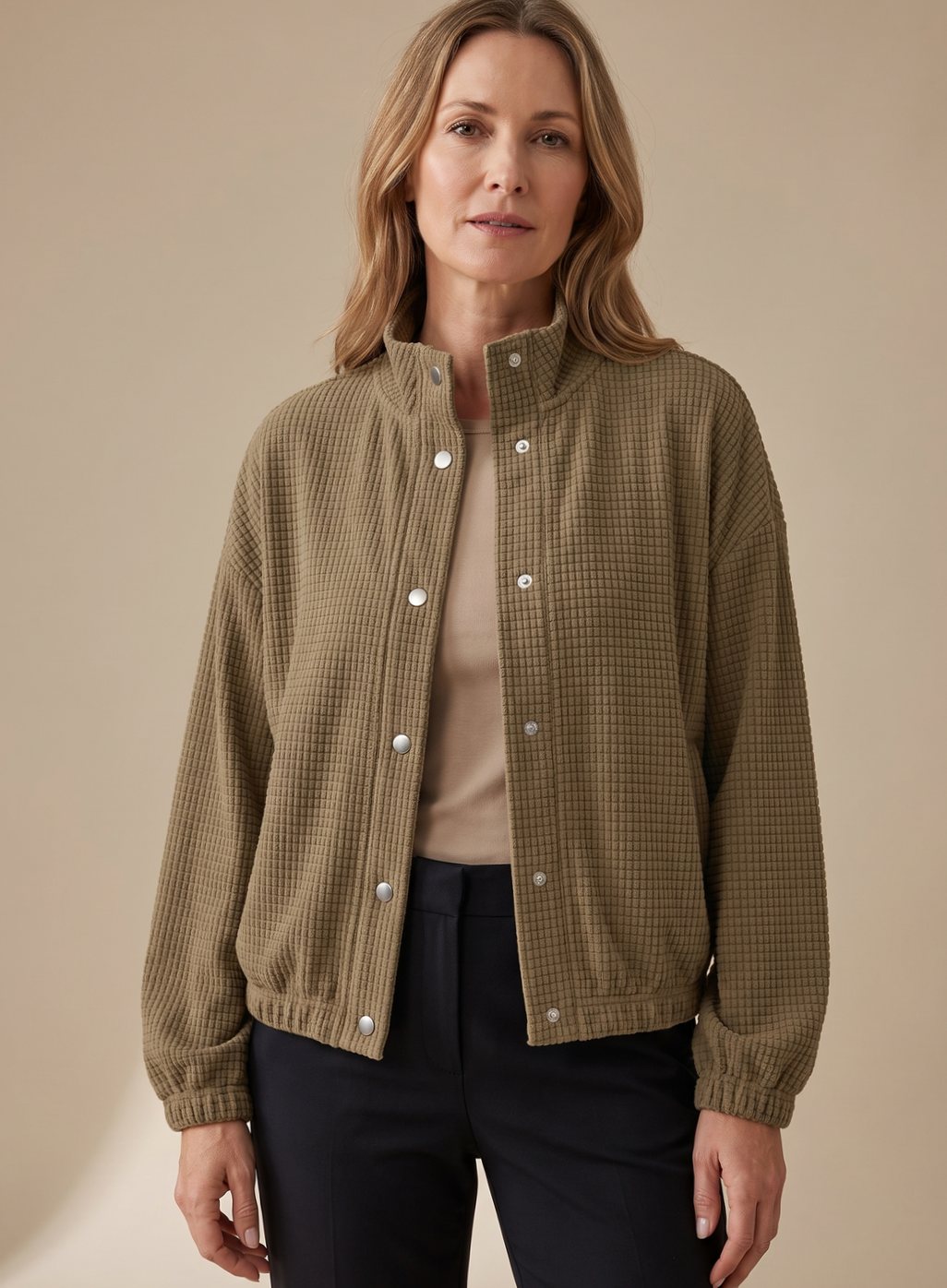 Damen Kurze Jacke mit Waffelstruktur und Stehkragen für Übergangszeit 1