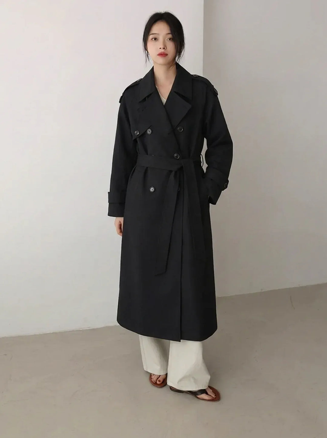 Damen Oversize-Trenchcoat in Maxilänge mit Taillengürtel und Epauletten 0