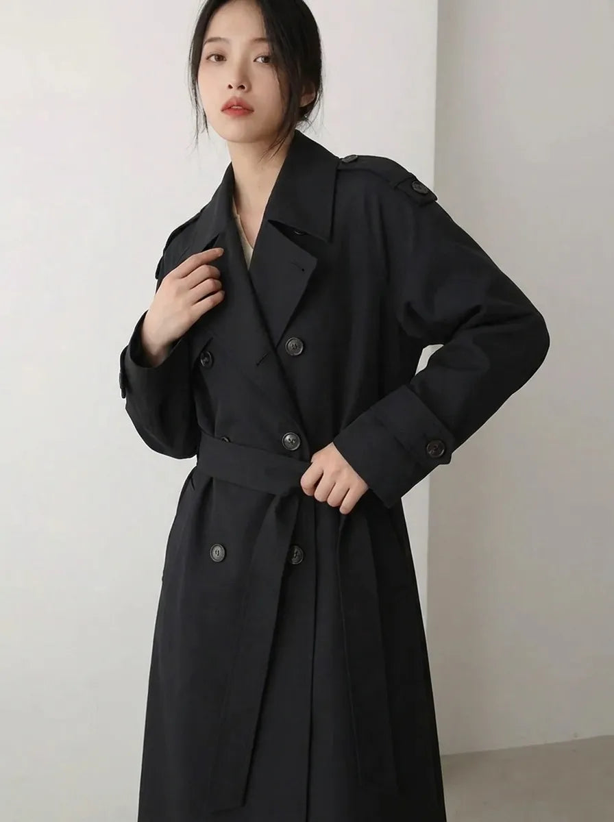 Damen Oversize-Trenchcoat in Maxilänge mit Taillengürtel und Epauletten 3