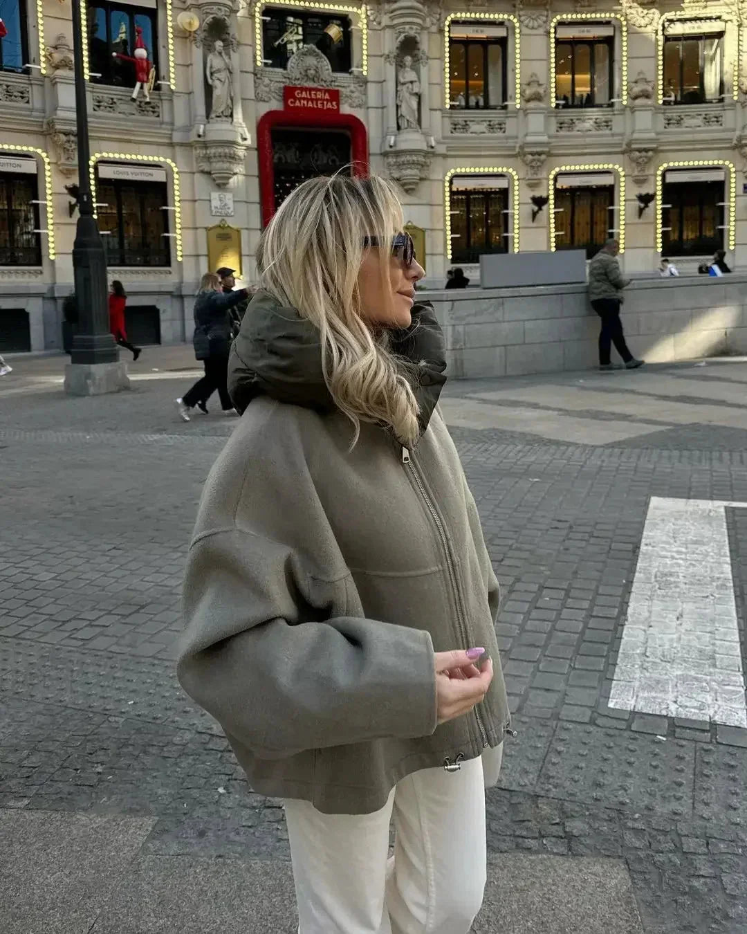 Damen Oversize Steppjacke mit Kapuze 0