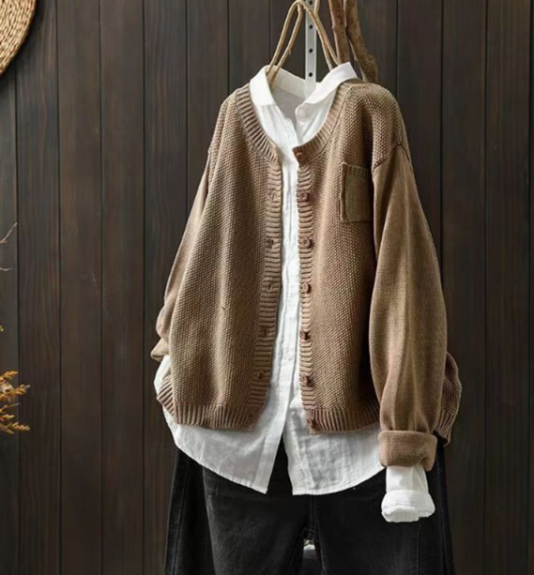 Damen Oversize Strick-Cardigan mit Knopfleiste und praktischen Taschen für Alltag und Büro 4
