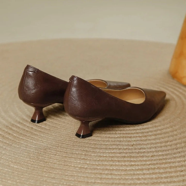 Damen Pumps Spitz Zulaufend mit Niedrigem Absatz Elegante Schuhe für Sommer und Büro 1