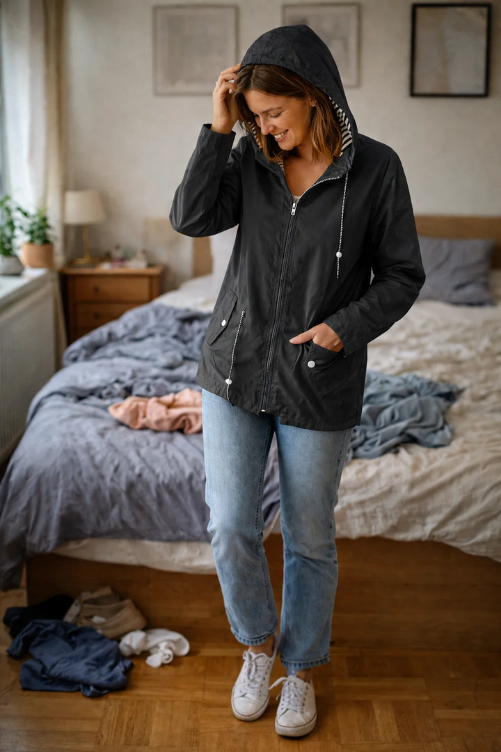 Damen Regenjacke mit langen Ärmeln, Kapuze und Taschen 1