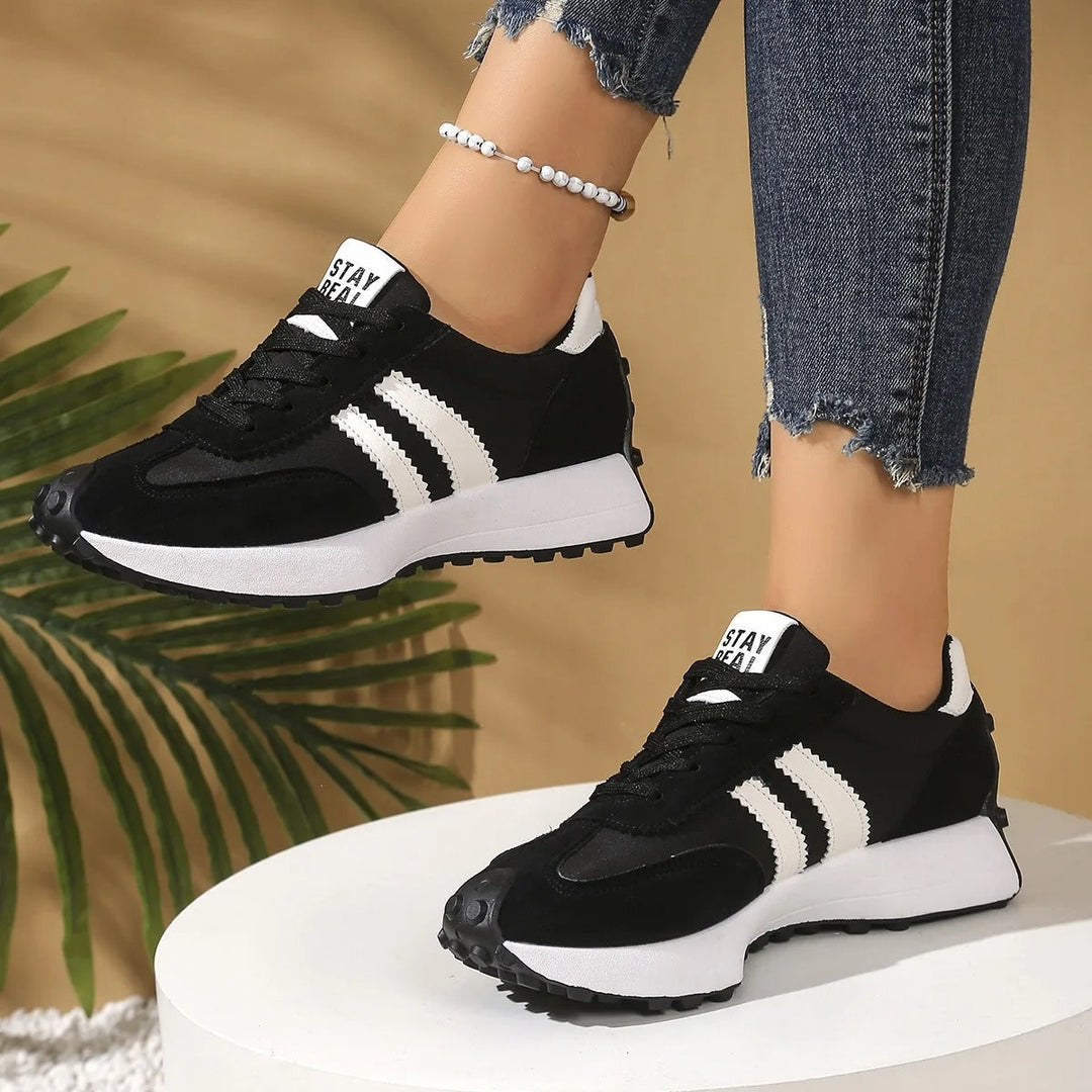 Damen Retro Platform Chunky Sneakers mit Schnürung und markanter Plateausohle 6