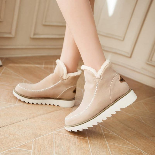 Damen Slip On Stiefeletten mit Plateau und markanten Nahtdetails für Winter 3