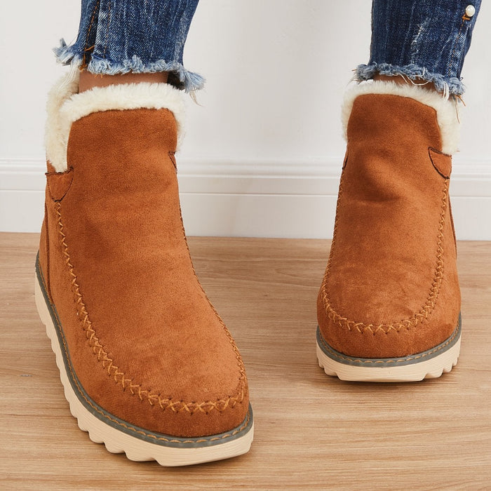 Damen Slip On Stiefeletten mit Plateau und markanten Nahtdetails für Winter 8