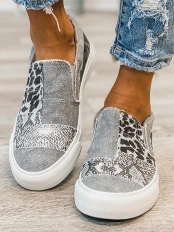 Damen Sneaker mit niedrigem Schaft und kreativem Patch-Design für Alltag und Freizeit 0