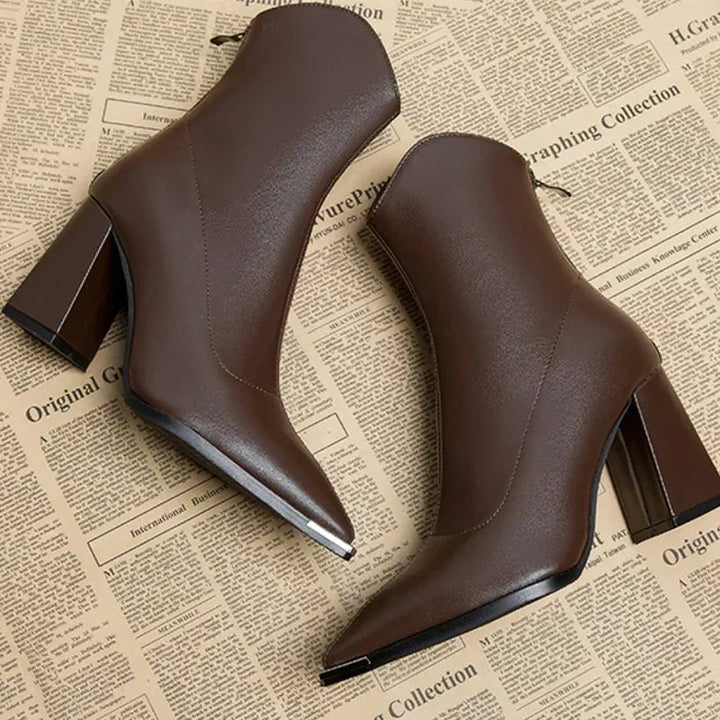 Damen Stiefeletten mit spitzer Kappe und Absatz – Elegante Frühlingsschuhe 7