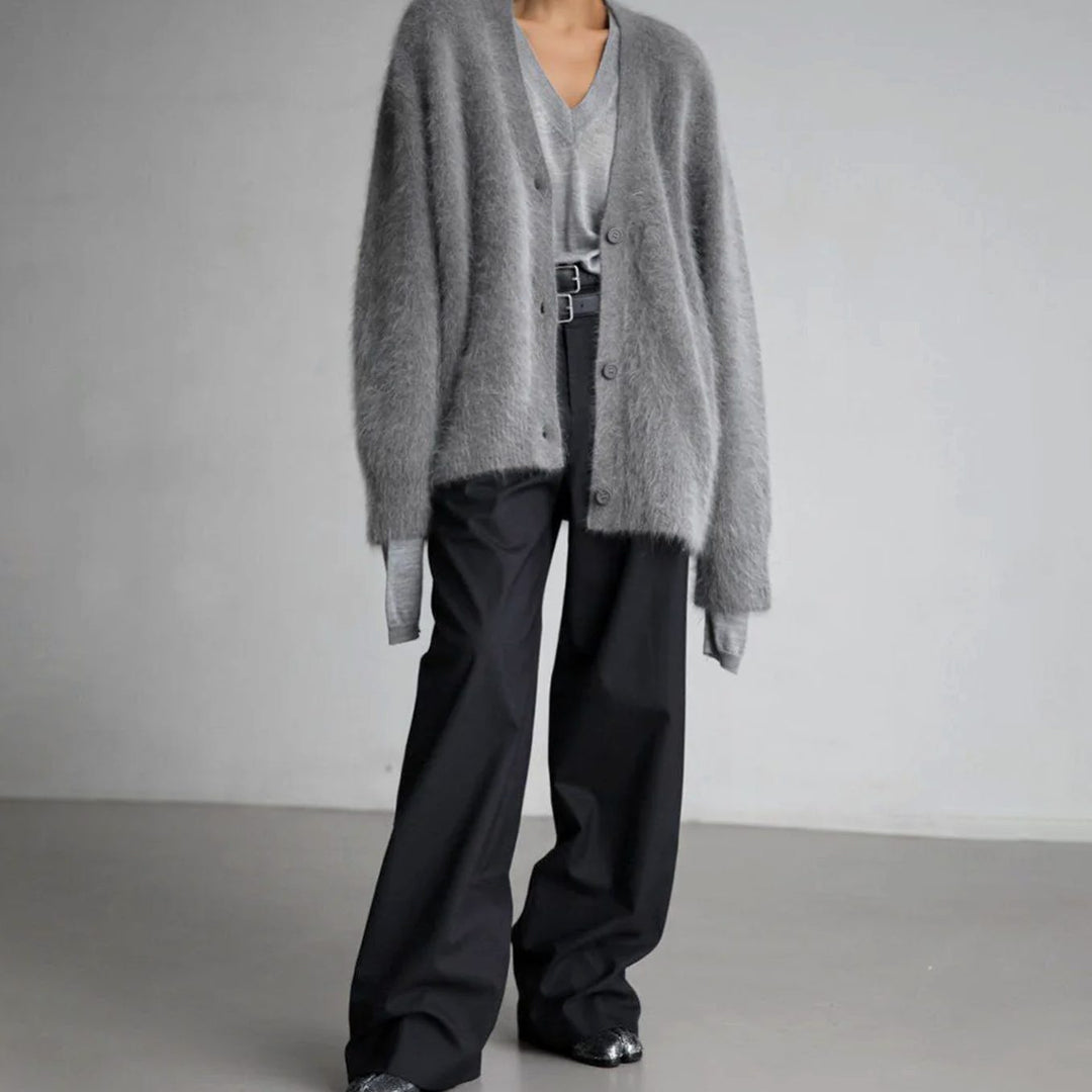 Damen Strickjacke Oversized mit V-Ausschnitt Flauschige Oberbekleidung für Herbst und Winter 3