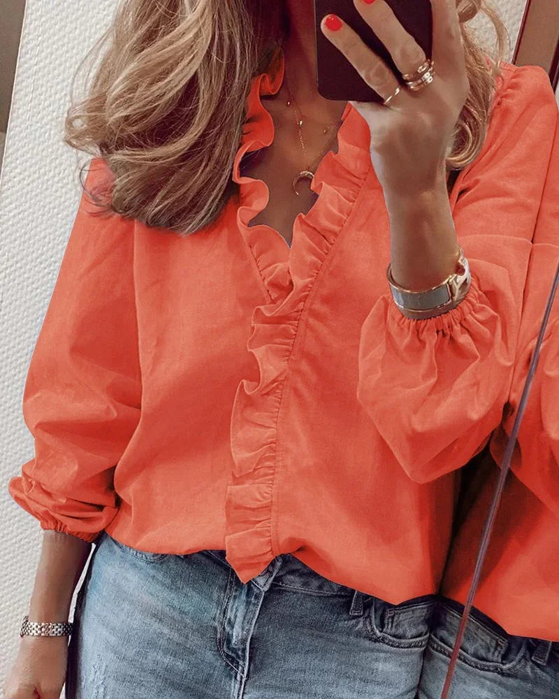 Elegant Bluse med Flæser til Kvinder - Romantisk og Yndefuld Stil til Sommer 1