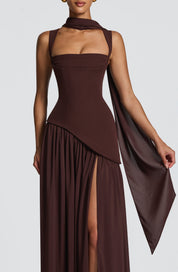 Elegant Maxikjole Med Asymmetrisk Snit - Komfortabel Kjole Til Sommerfester Og Formelle Begivenheder 4