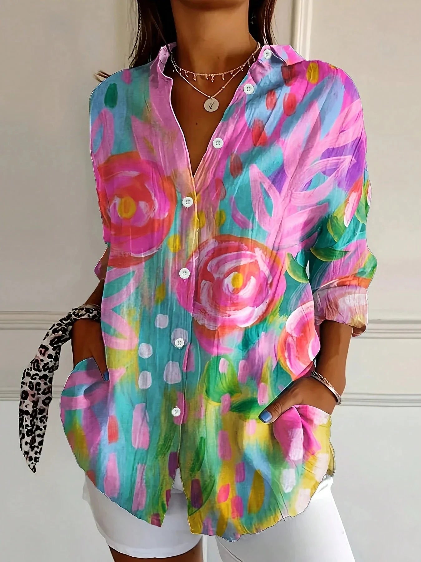 Farverig Bluse Til Kvinder Med Legende Print - Komfortabel Og Alsidig Stil 0