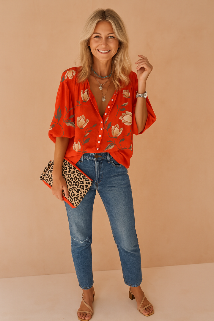 Gardenia | Blomsterbluse med knapudskæring 3