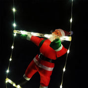 Golden Climb | Elegant LED-belysning til festlig julemandsudstilling 6