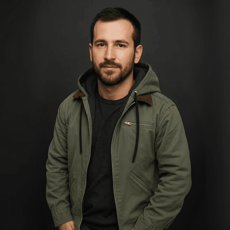 Herren Leder Winterjacke mit Kapuze und Reißverschluss für kalte Tage 7