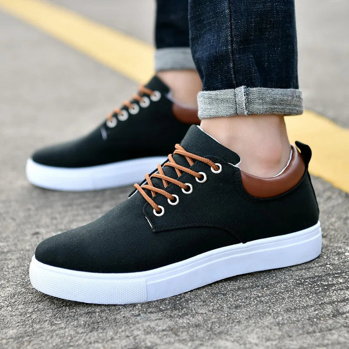 Herresneakers i komfortabel kanvasblanding 3