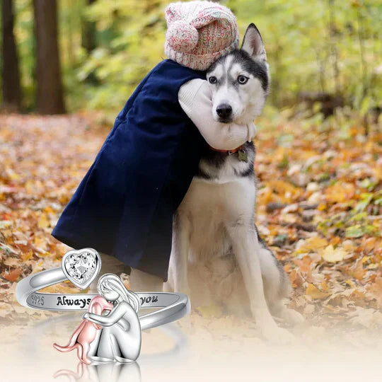 Justerbar sølvring med hund og hjertemotiv – et symbol på kærlighed 2