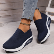 Komfortable slip-on sneakers til kvinder - moderne og stilfulde 4