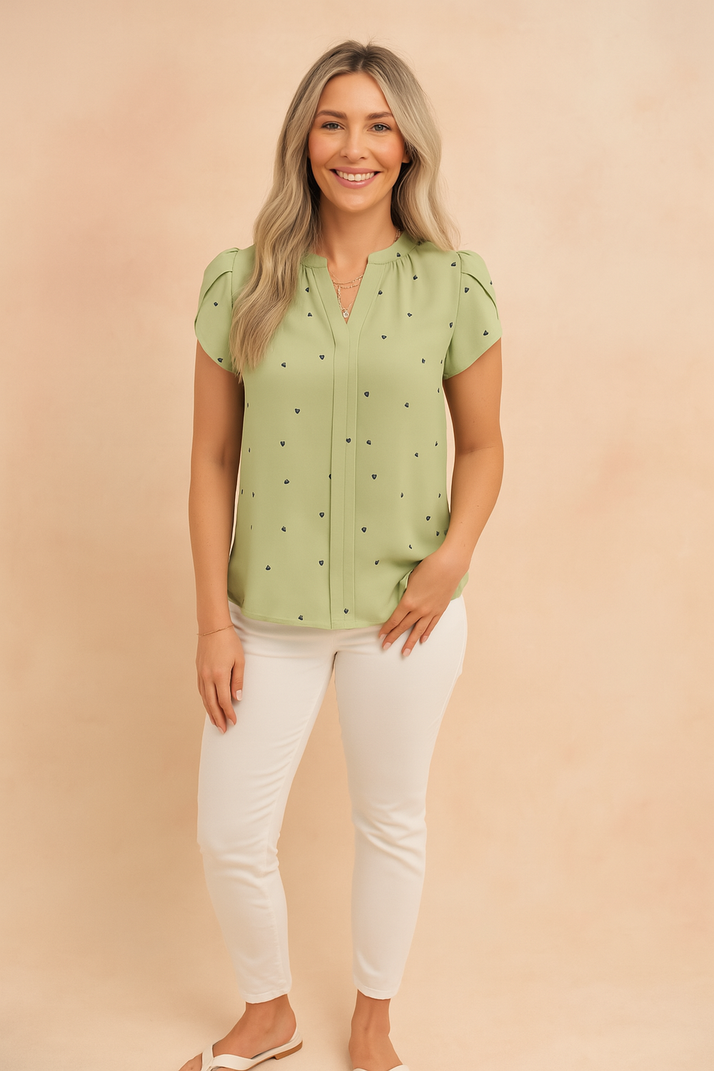 Livia | Pigebluse med hjertemotiv 1