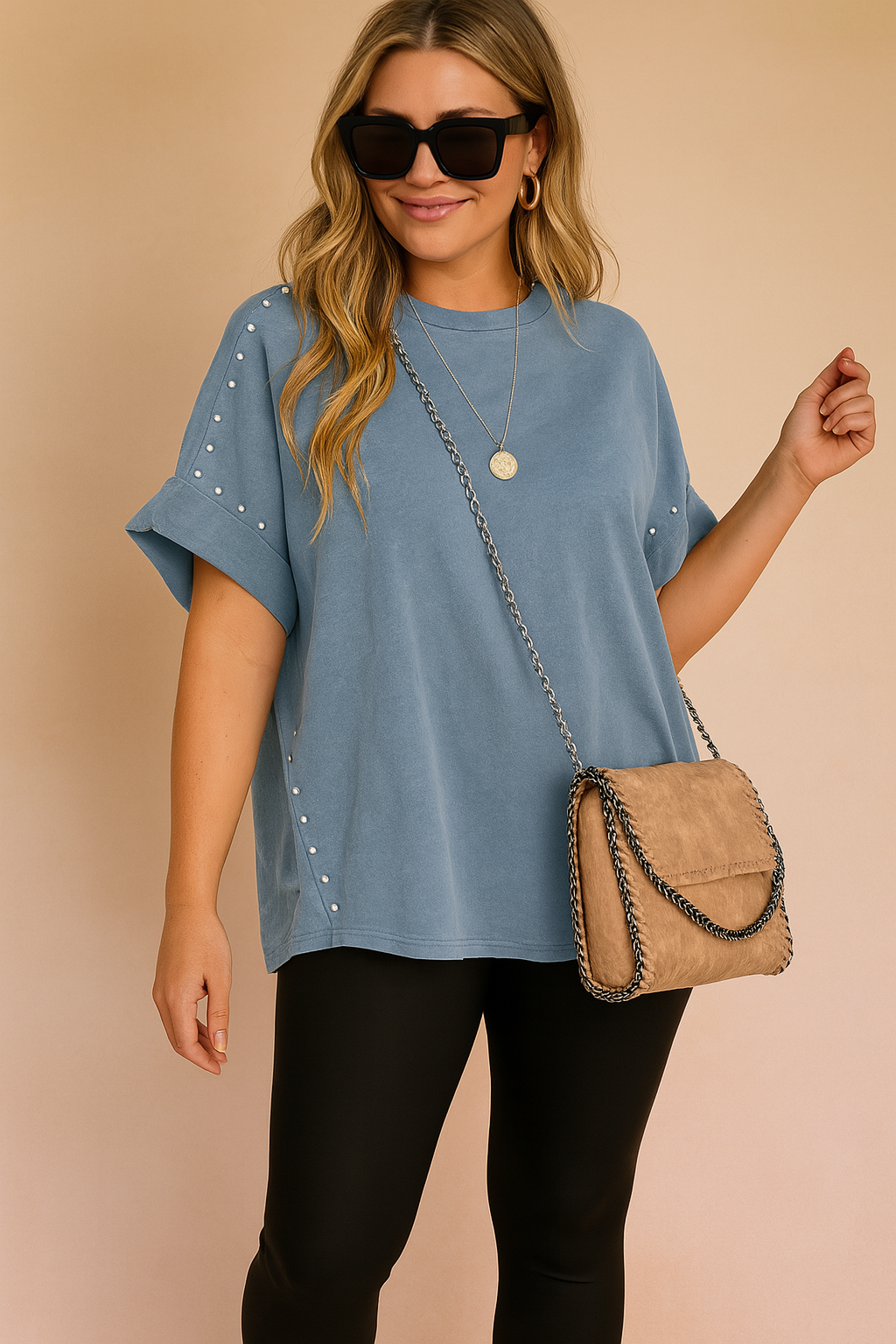 Luna | Løstsiddende bluse i urban stil 2
