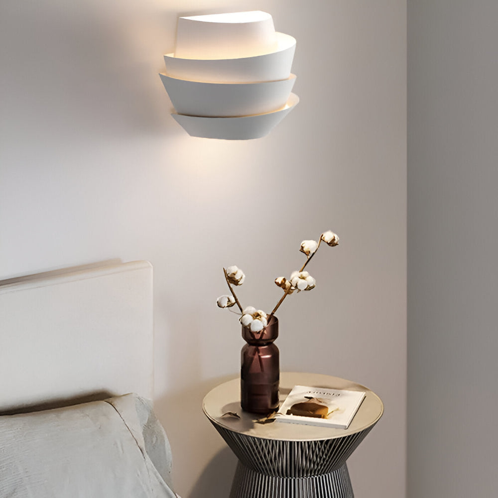 Moderne skandinavisk væglampe med dobbelt spotlight 4