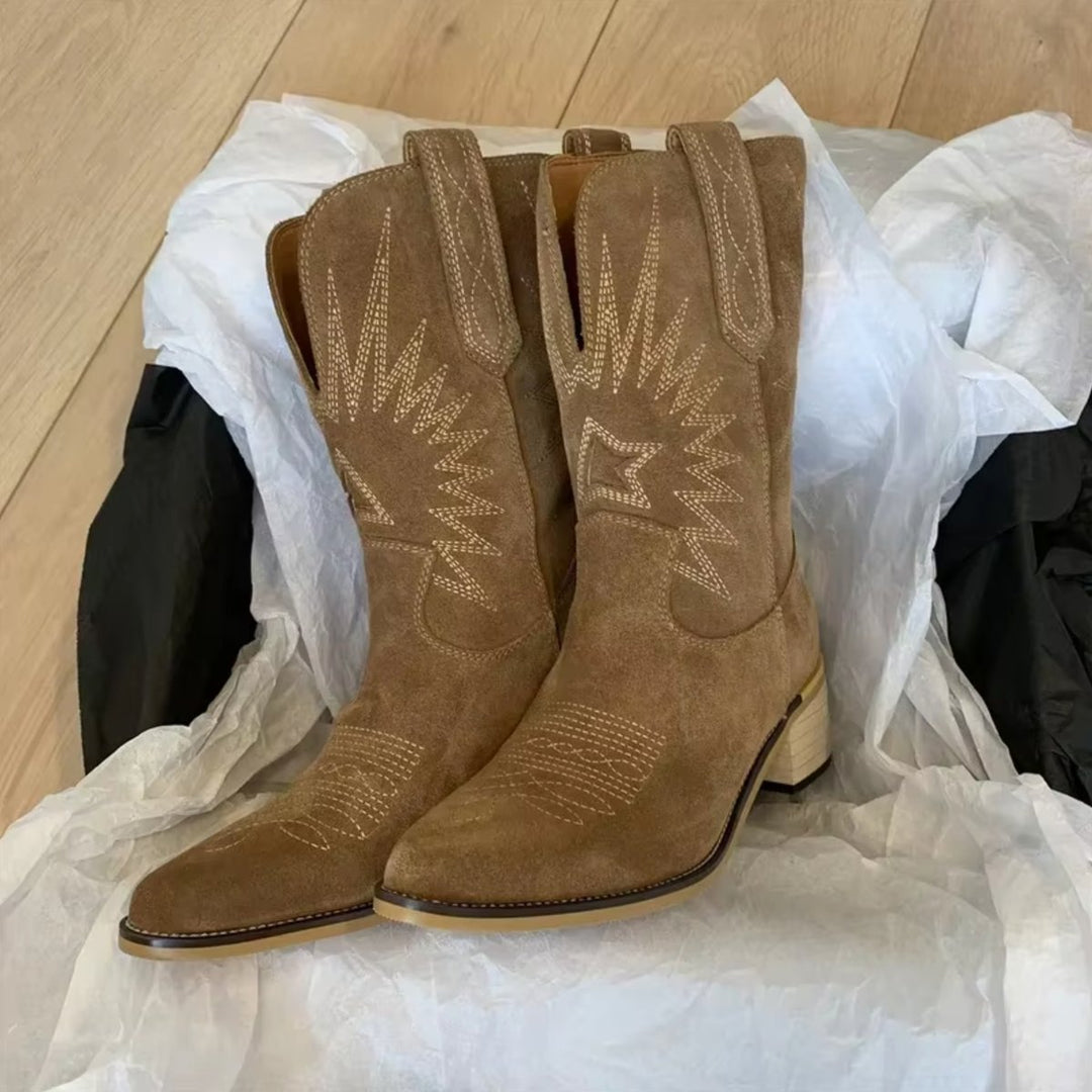 Orthopädische Damen Stiefel mit Stickerei und spitzer Zehenpartie für modischen Western-Look 0
