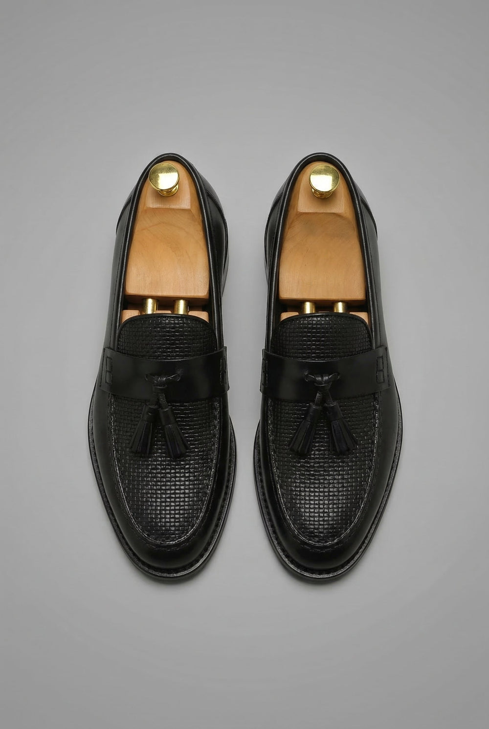 Orthopädische Herren Slipper mit Geflochtenem Design und Quasten – Klassische Loafer mit Arch Support 1