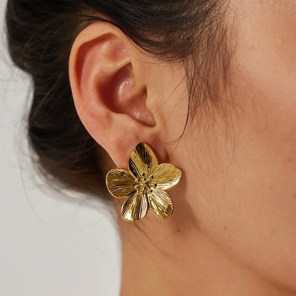 Arabella | Stilfuld Vintage Guld Blomst Stud Øreringe