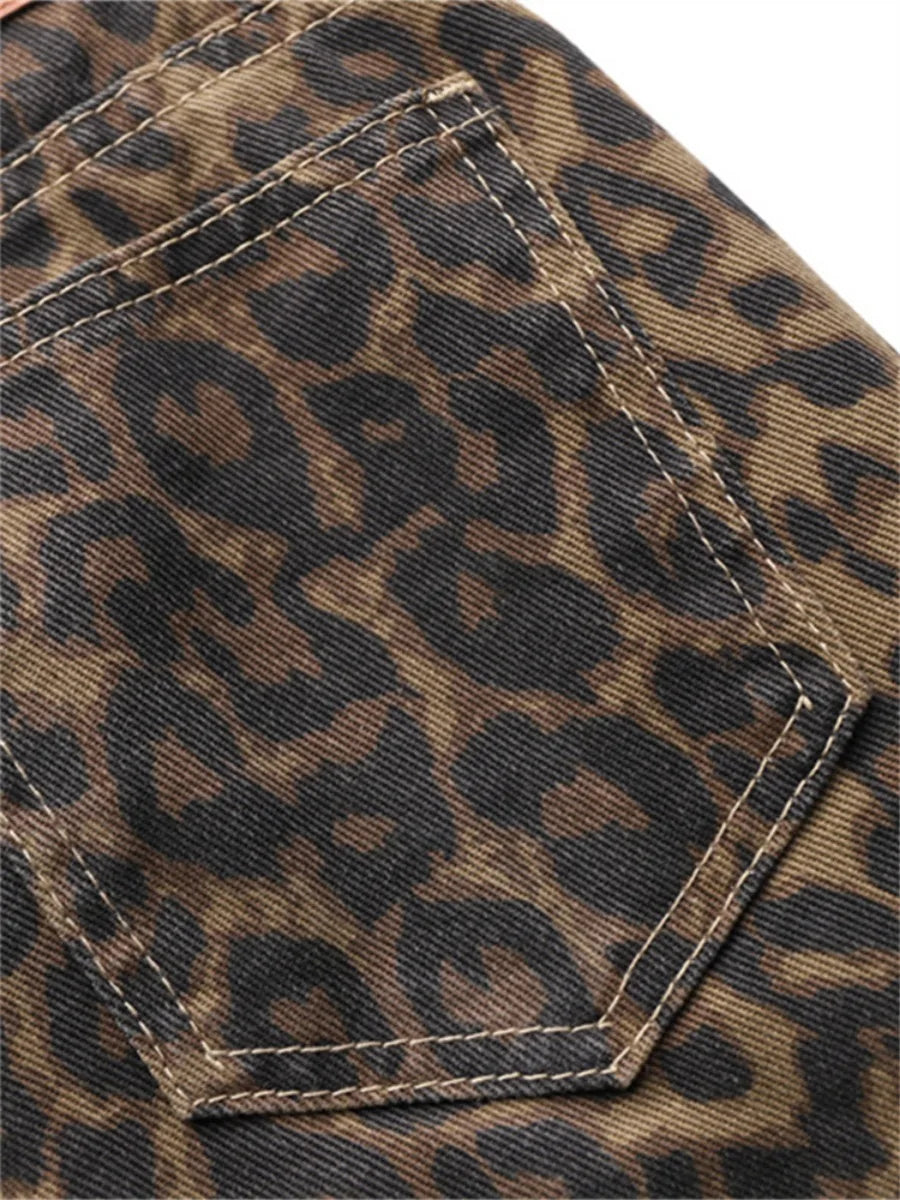 Damebukser med leopardprint og brede ben