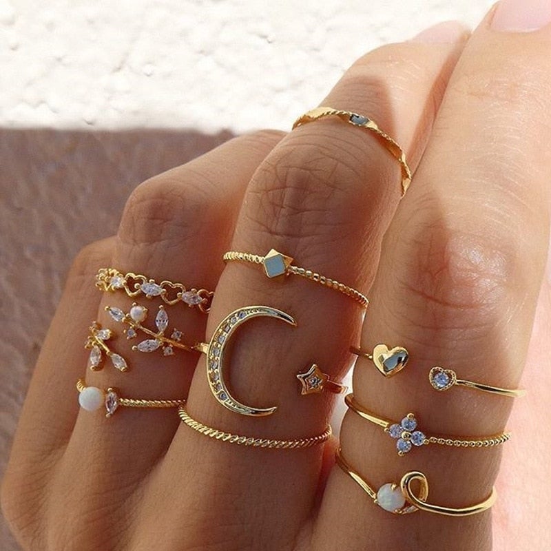 Sæt med 10 par guld- og sølv Boho-ringe – Et universelt design til enhver lejlighed 0