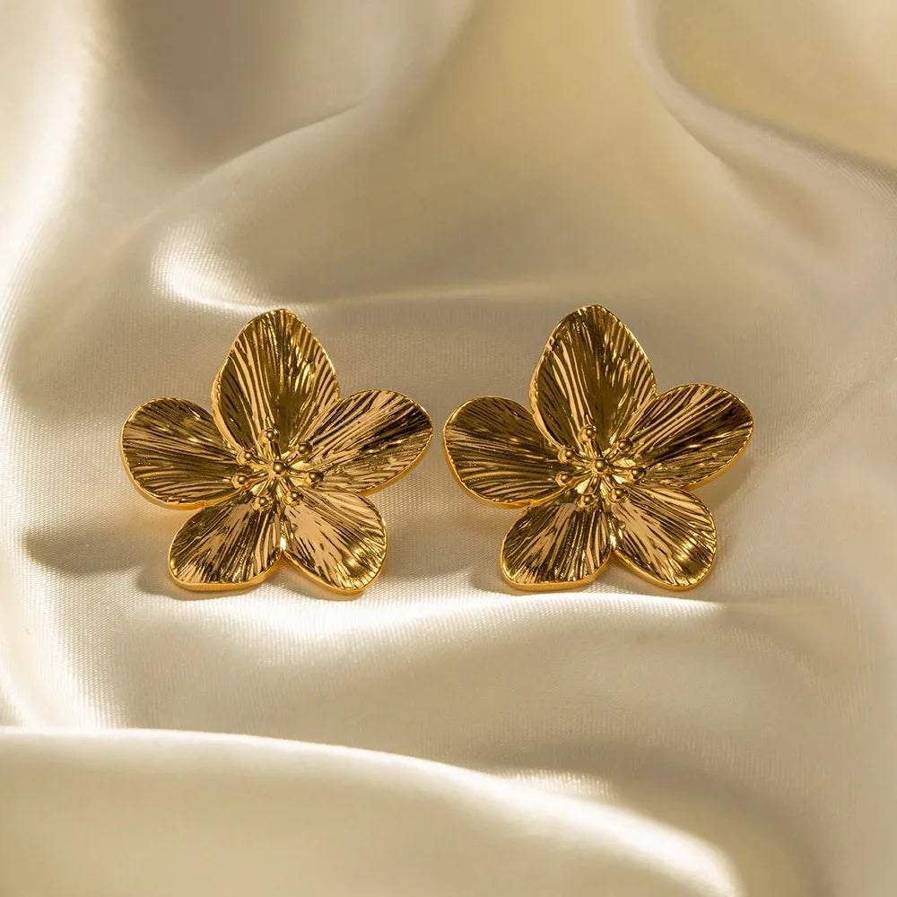 Arabella | Stilfuld Vintage Guld Blomst Stud Øreringe