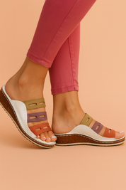 Sophia | Farverige kilehælsandaler 2