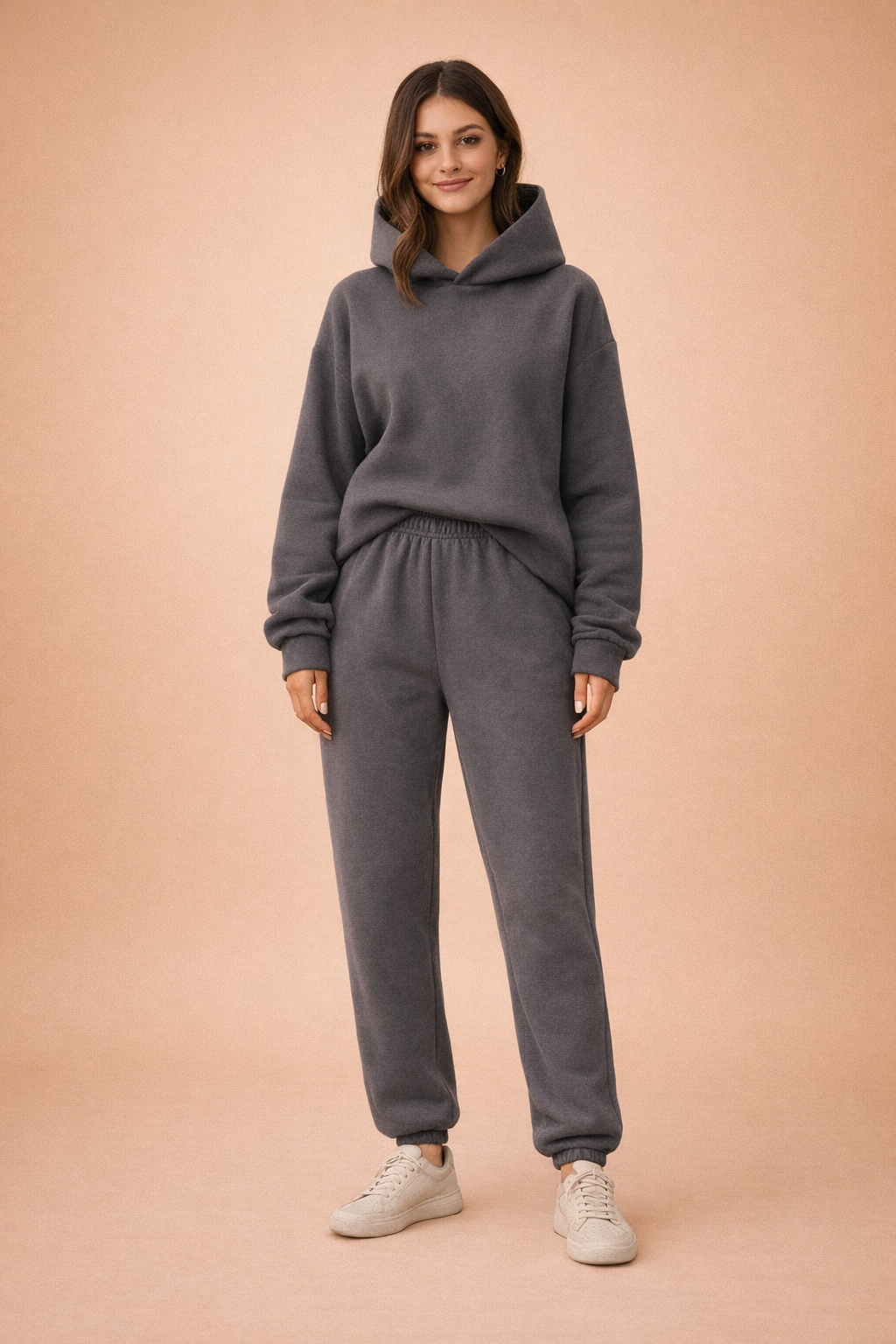 Natalia | Oversized hættetrøje og joggingsæt til kvinder