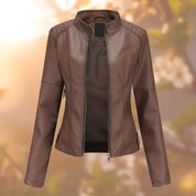 Stilfuld bikerjakke til kvinder | Slim fit 1
