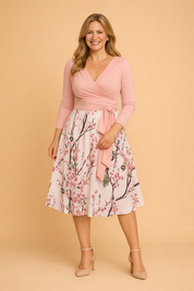 Katarzyna | Elegant blomstret slå-om midi-kjole til kvinder