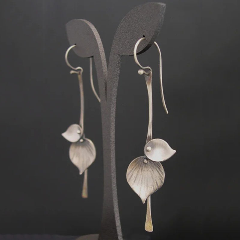 Vintage sølvøreringe med et unikt design – Elegante vintage smykker 0