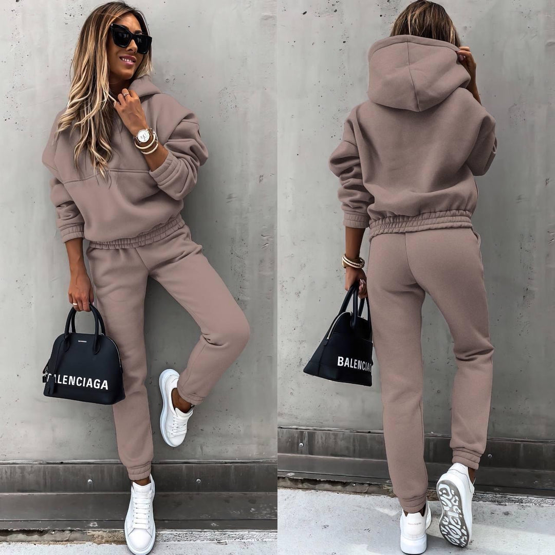 Livia | Todelt sæt: Sweatshirt og joggingbukser