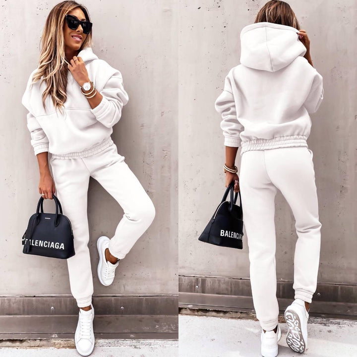Livia | Todelt sæt: Sweatshirt og joggingbukser