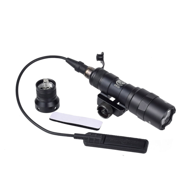 Taktisk lommelygte med dobbeltfunktionsfjernbetjeningsafbryder - Jagtlygte med AXON dobbeltfjernbetjeningsafbryder, M300 M600 passer til 20 mm skinner til airsoft-professionelle