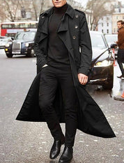 Klassisk lang trenchcoat til mænd med bælte og dobbeltradet lukning